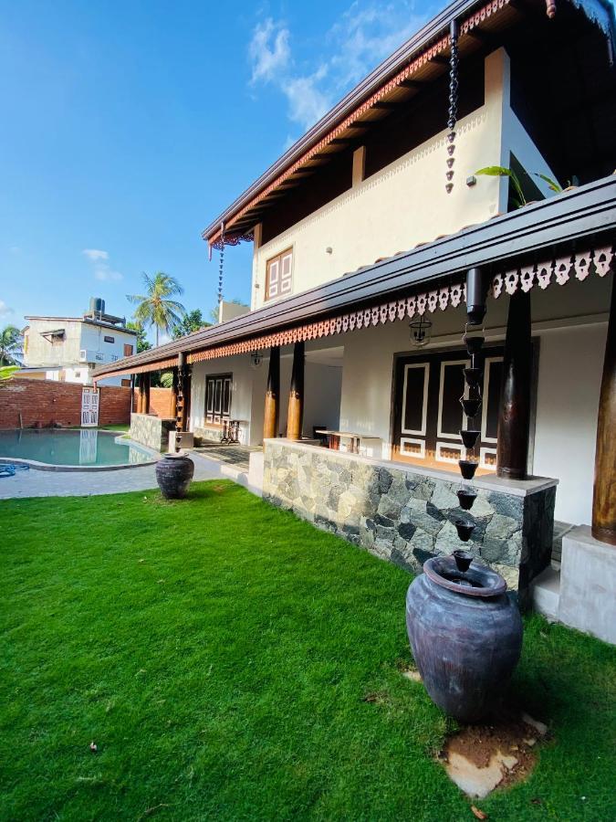 Thaprobana Villa Tangalle - Private Villa 외부 사진